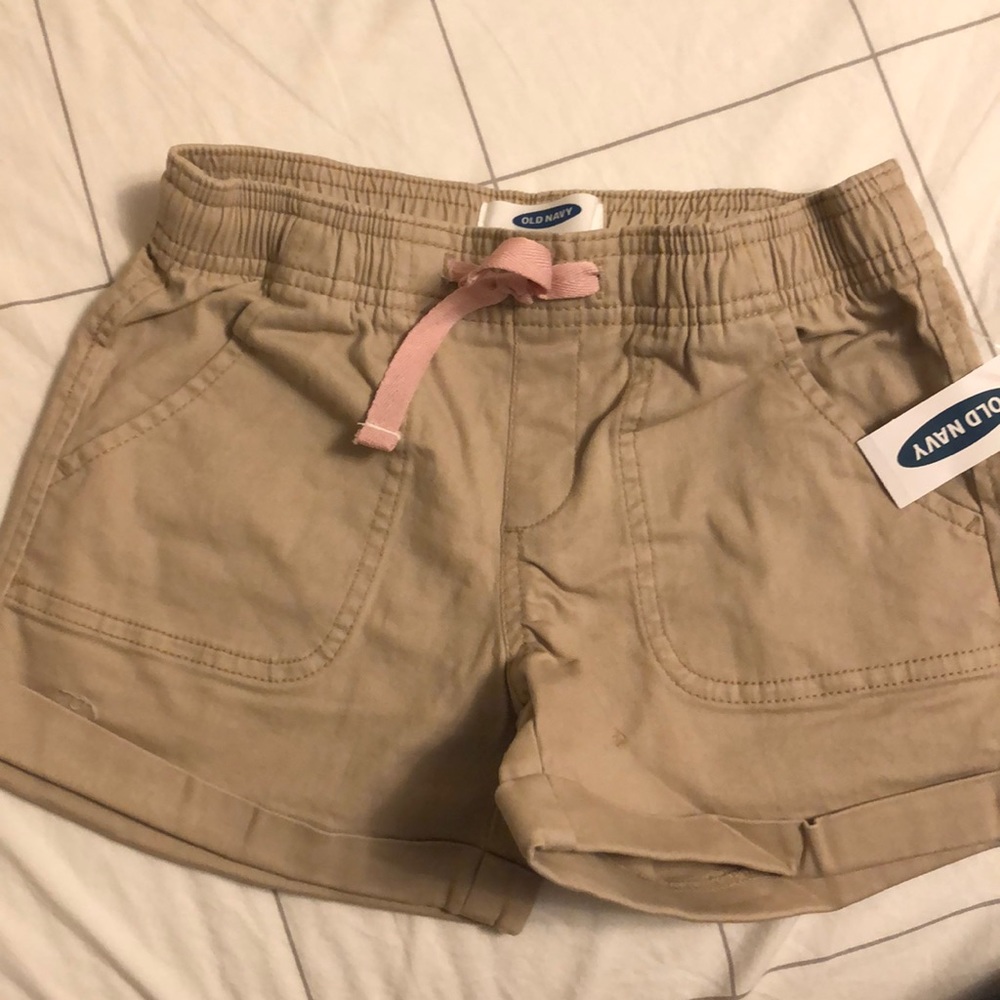 Old navy khaki shorts size M (8)